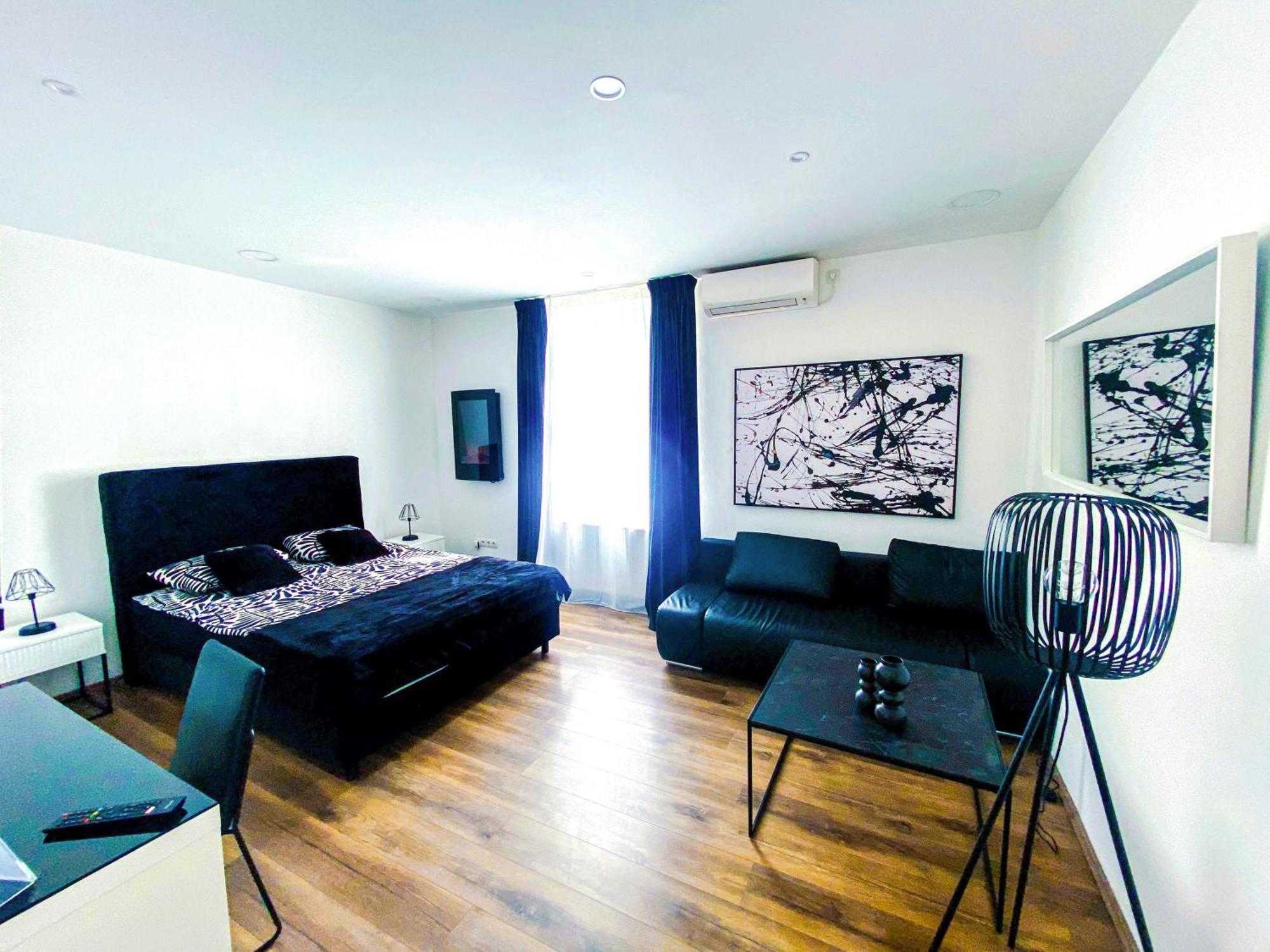 Octagon Main Square Apartment ซาเกร็บ ภายนอก รูปภาพ